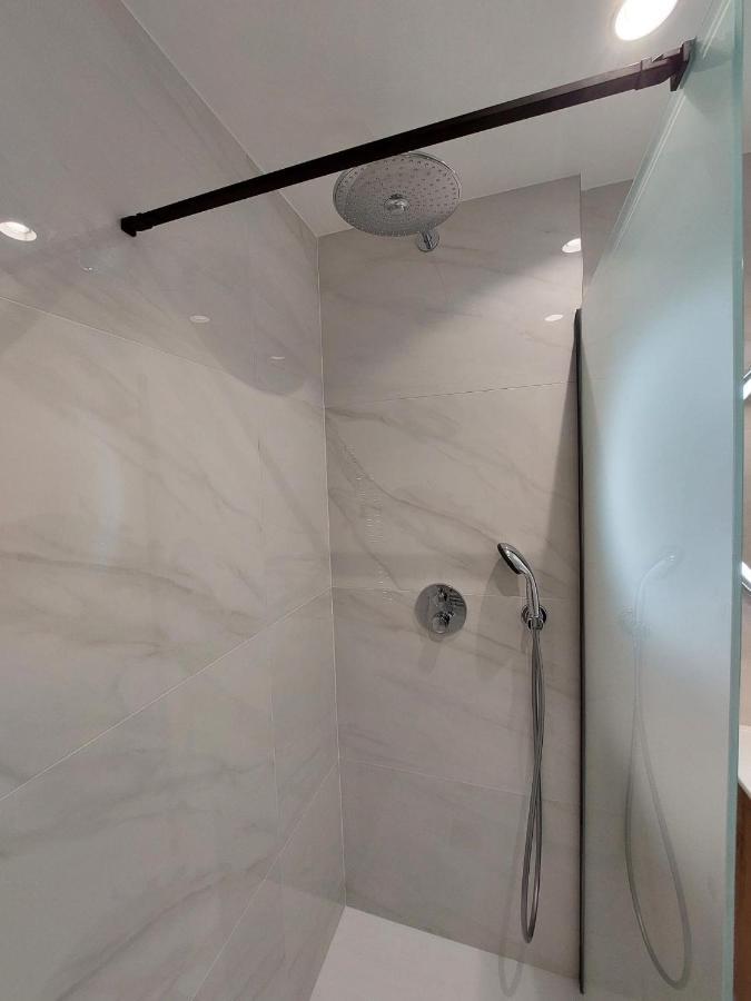 Ordono II Suites Con Aire Acondicionado Y Wifi León Esterno foto